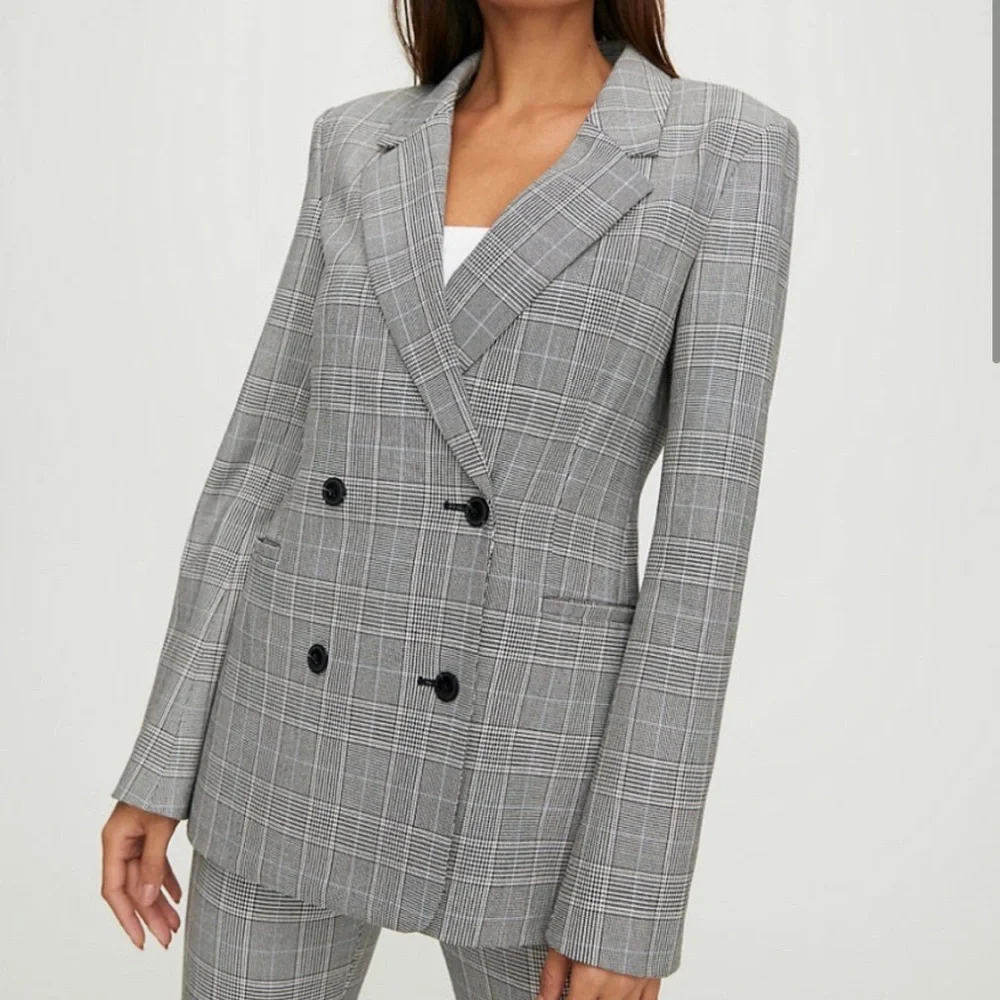 Aritzia Freshman blazer size XS - Picture 1 of 5